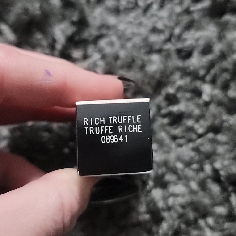 💋NIB Mary Kay Gel Semi-Matte Lipstick💋 - Picture 5 of 5